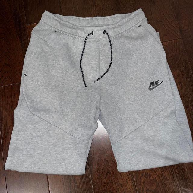 Nike Men's Sweatpants - Grey - S on Productcaster.