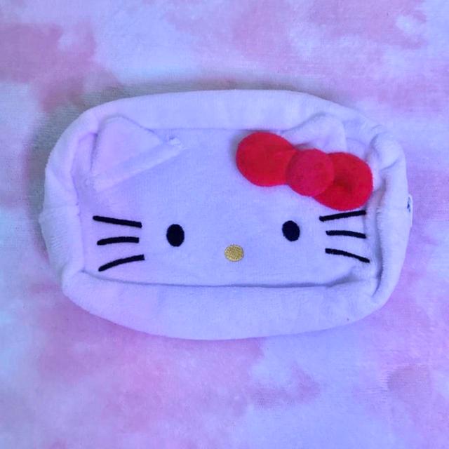 Hello Kitty Women's Makeup and wash bags - Multi on Productcaster.