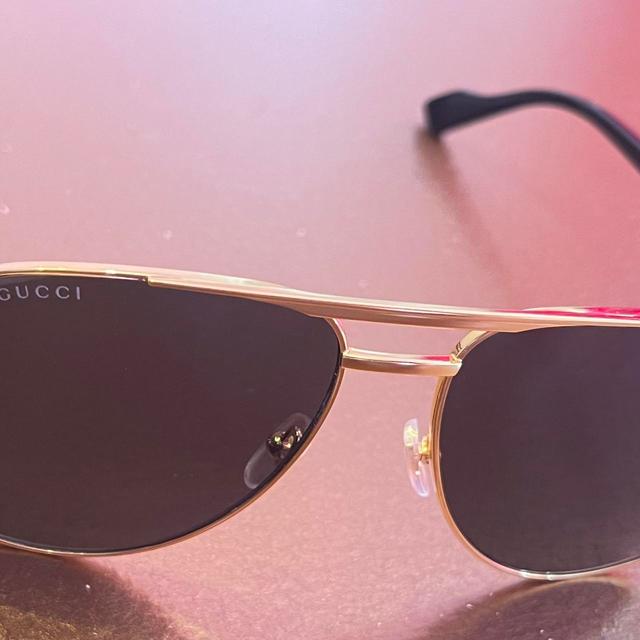 Gucci Men's Aviator Sunglasses - Gold/Black on Productcaster.