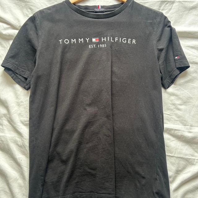 Tommy Hilfiger Men's T-shirt - Black - S on Productcaster.