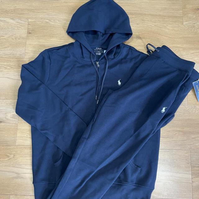 Polo Ralph Lauren Men's Sweatshirt - Navy/Blue - M on Productcaster.