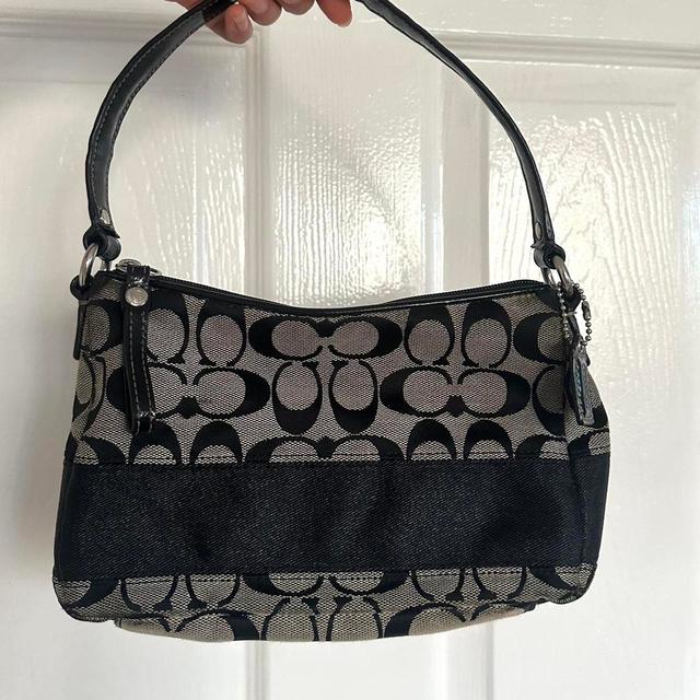 Coach Women's Shoulder bags - Black on Productcaster.