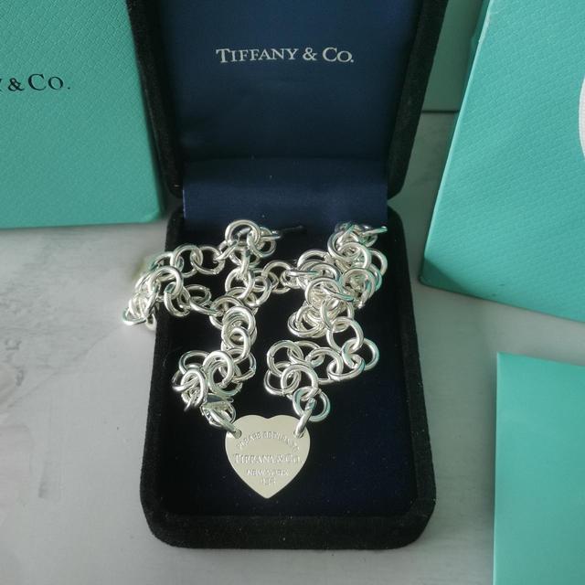 Tiffany & Co. Women's Necklace - Silver on Productcaster.