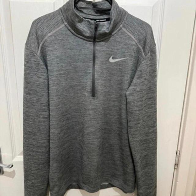 Nike Men's Sweatshirt - Grey - M on Productcaster.