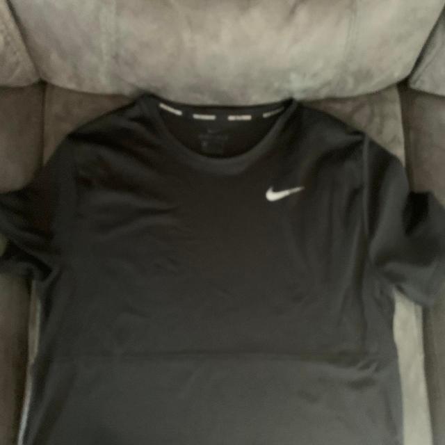 Nike Men's T-shirt - Black/Grey - M on Productcaster.