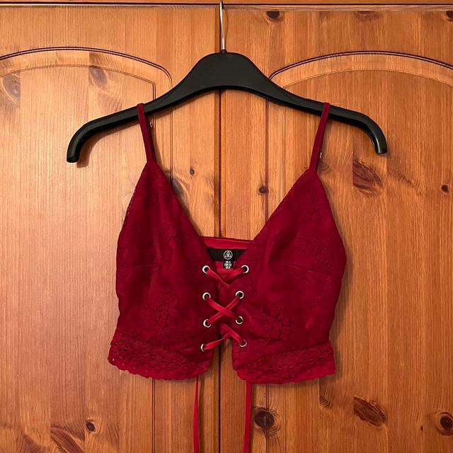 Missguided Women's Crop top - Red - 4 on Productcaster.