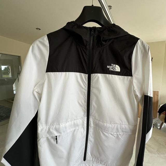 The North Face Kids' Jacket - White/Black - 14 years on Productcaster.