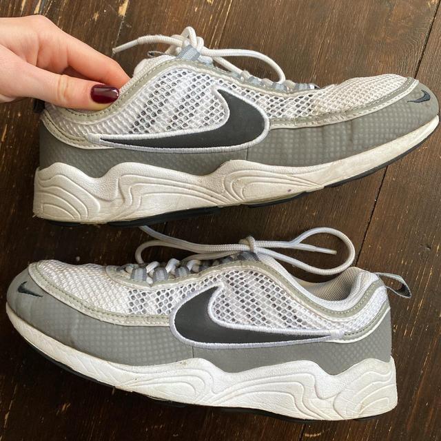 Nike Women's Trainers - Grey - UK 6.5 on Productcaster.