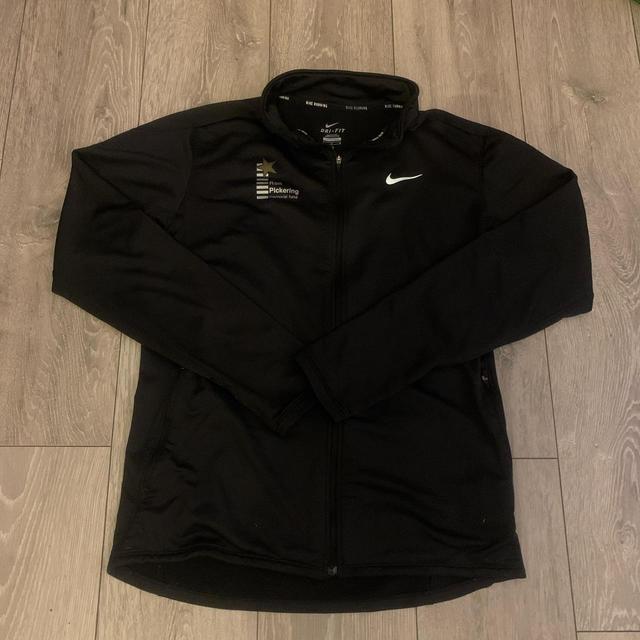 Nike Men's Hoodie - Black - M on Productcaster.