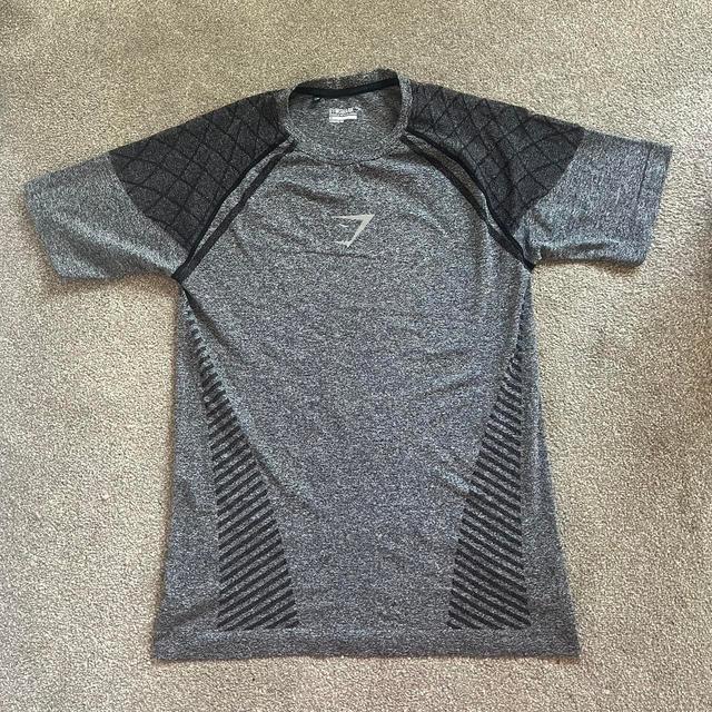 Gymshark Men's T-shirt - Black/Grey - M on Productcaster.