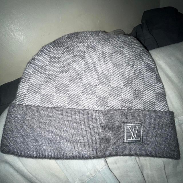 Louis Vuitton Men's Beanies - Grey/White on Productcaster.