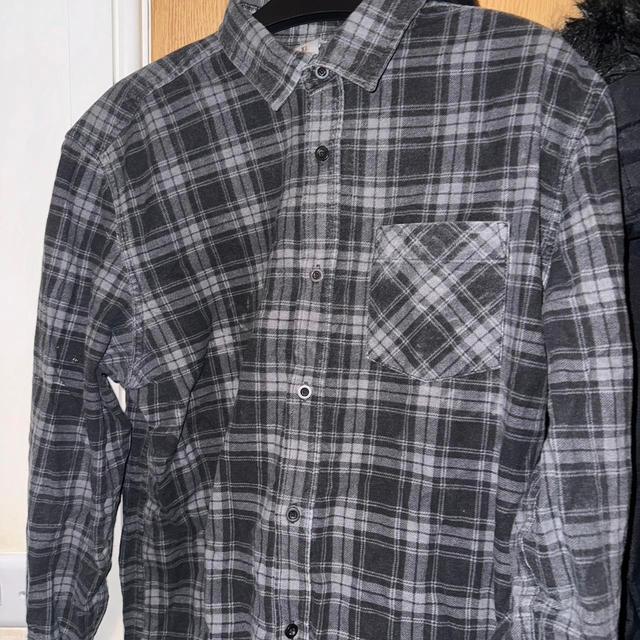 Men's Shirt - Black/Grey - L on Productcaster.