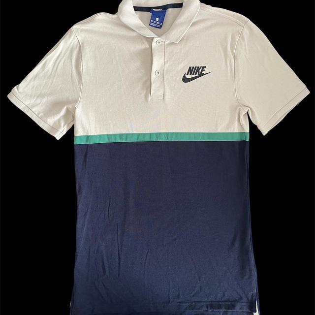 Nike Men's Polo shirt - Navy/Cream - XS on Productcaster.