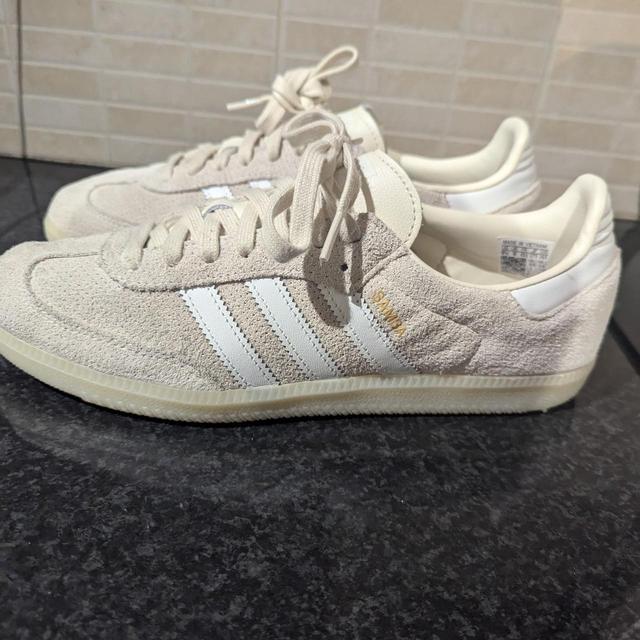 Adidas Originals Men's Trainers - Cream - UK 9 on Productcaster.