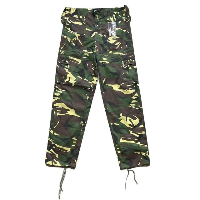 Men's Cargo Trousers - Green - 34" on Productcaster.