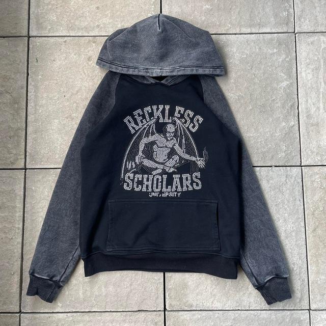 Men's Hoodie - Grey/Black - L on Productcaster.