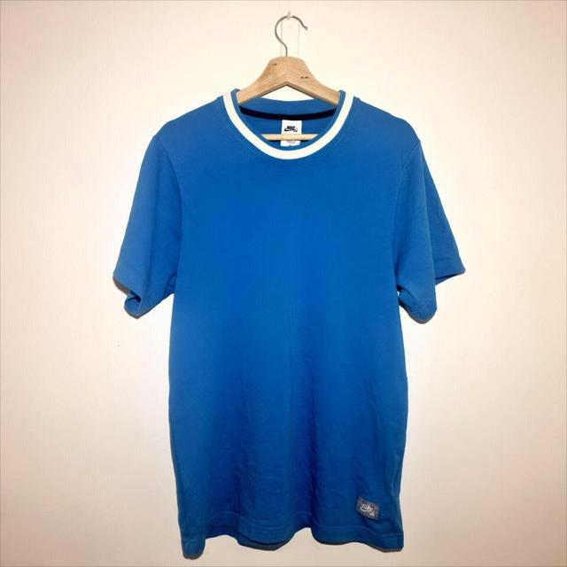 Nike Men's T-shirt - Blue - M on Productcaster.