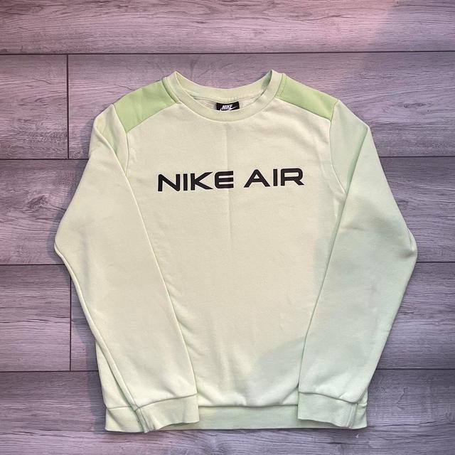 Nike Men's Sweatshirt - Green - S on Productcaster.