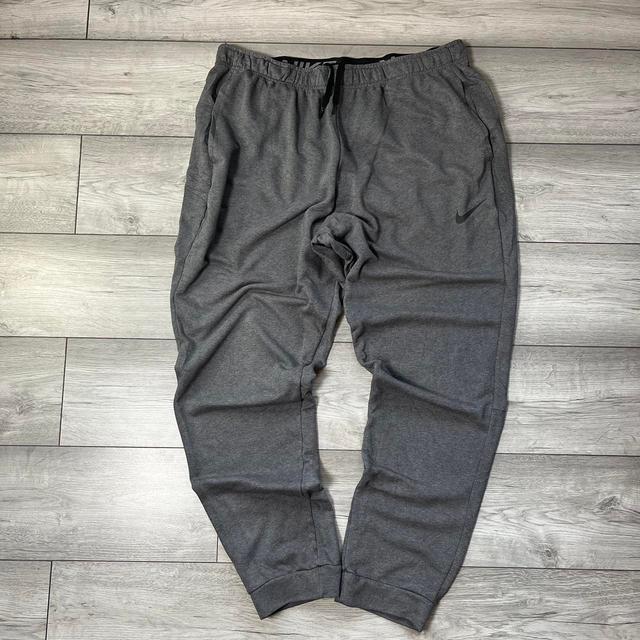 Nike Men's Sweatpants - Grey - XL on Productcaster.