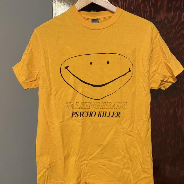 Gildan Men's T-shirt - Yellow - M on Productcaster.