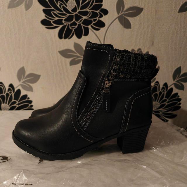 Women's Ankle Boots - Black/Brown - UK 7 on Productcaster.