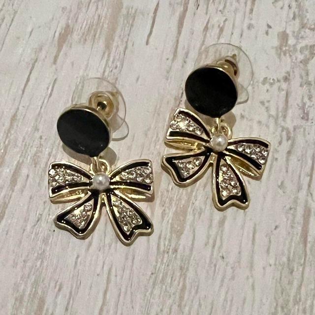 Women's Earrings - Gold on Productcaster.