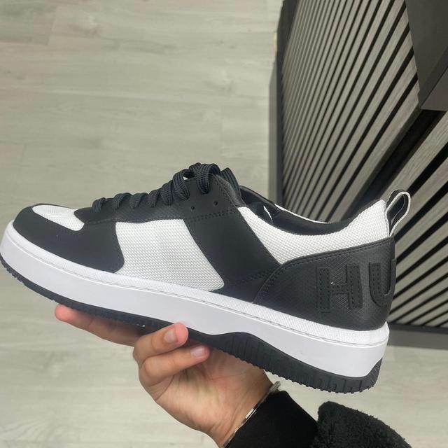 Hugo Boss Men's Trainers - Black/White - UK 7 on Productcaster.