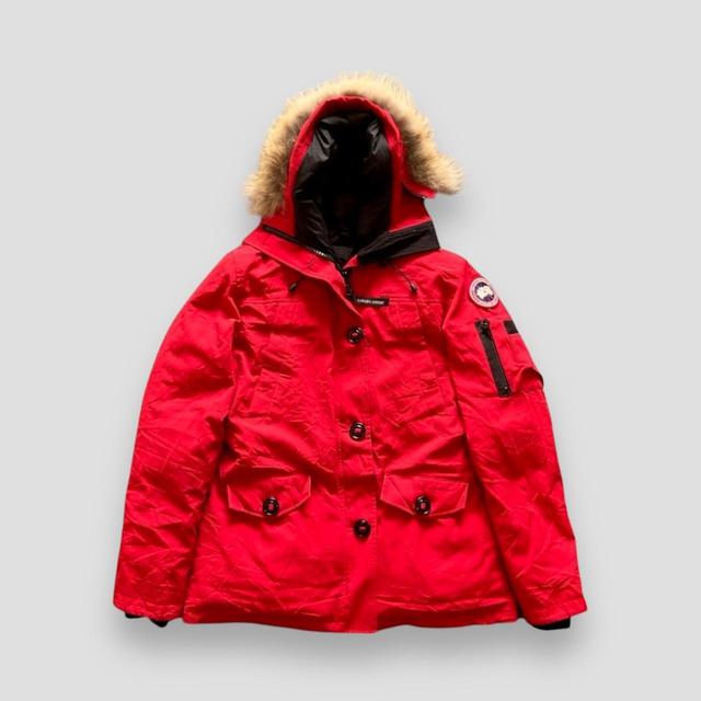 Canada Goose Women's Parka - Red - L on Productcaster.