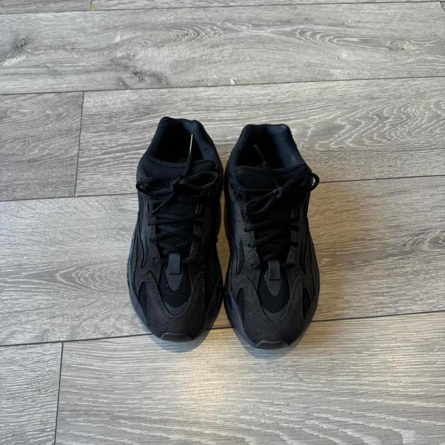 Yeezy Men's Trainers - Black - UK 7 on Productcaster.