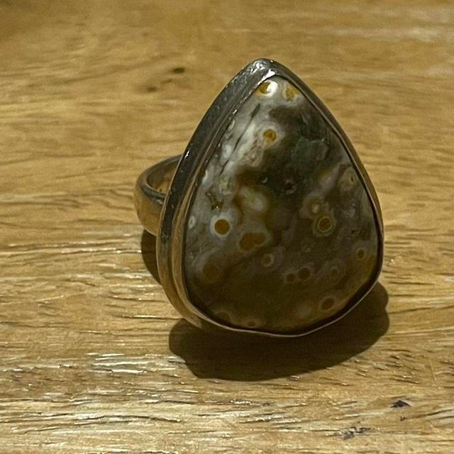 Preloved Women's Ring - Silver/Multi on Productcaster.