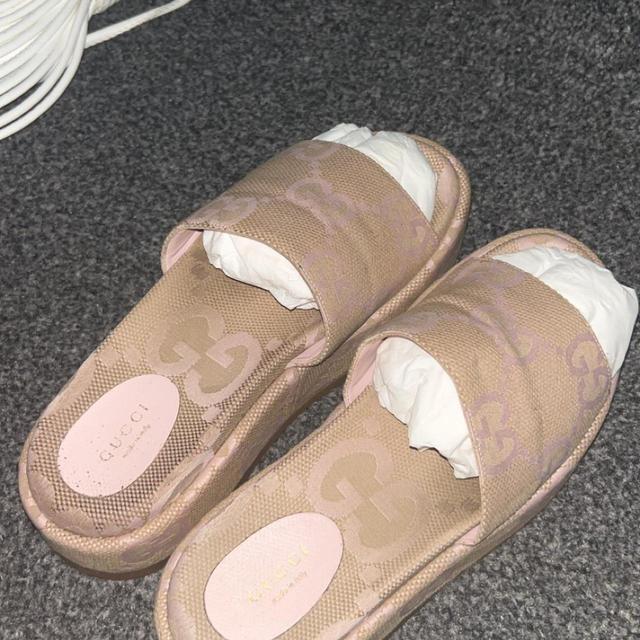 Gucci Women's Slides - Pink/Tan - UK 5 on Productcaster.