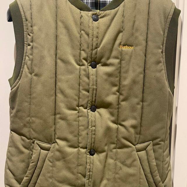 Barbour Men's Gilet - Khaki - M on Productcaster.