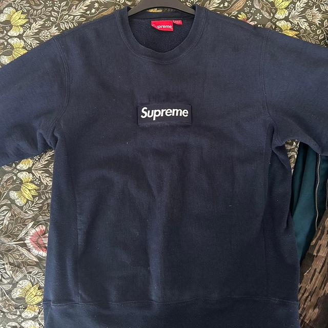 Supreme Men's Sweatshirt - Navy - M on Productcaster.