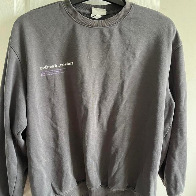 H&M Men's Sweatshirt - Grey/Purple - M on Productcaster.