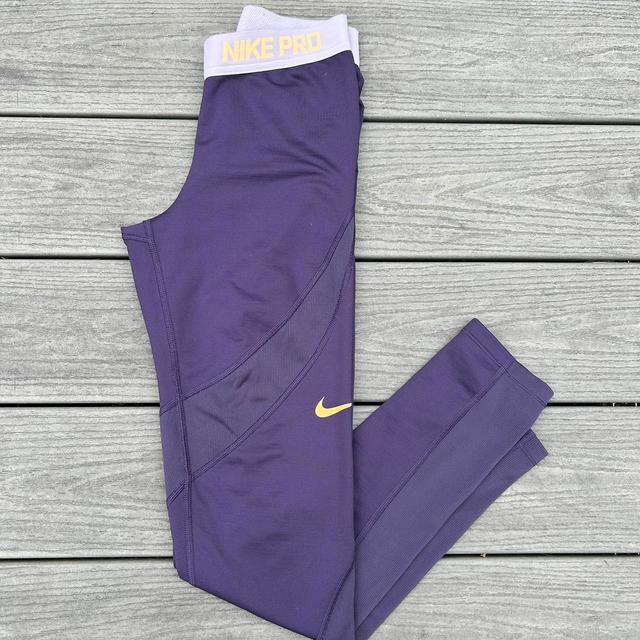 Nike Women's Leggings - Purple/Orange - XS on Productcaster.