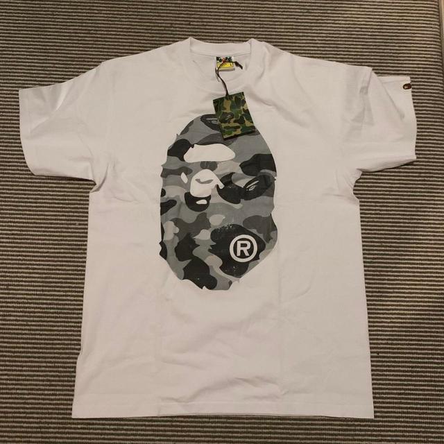 BAPE Men's T-shirt - White - L on Productcaster.