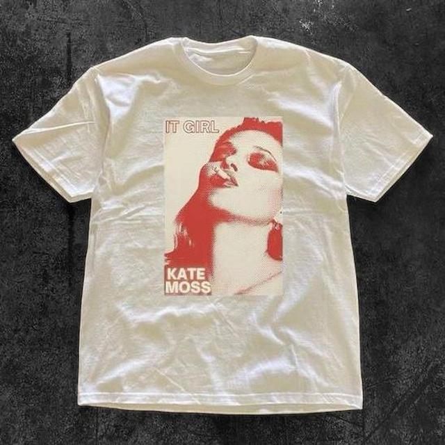 Vintage Women's T-shirt - White/Red - M on Productcaster.