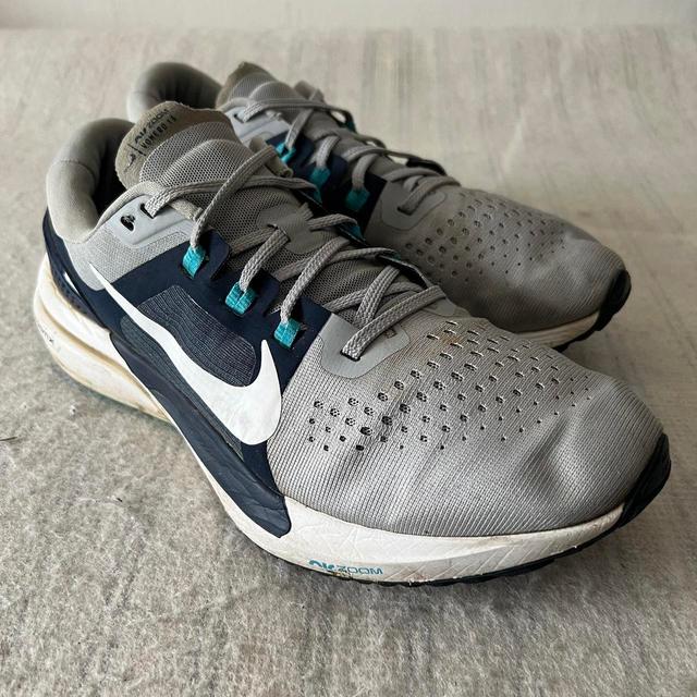 Nike Men's Trainers - Grey - UK 7.5 on Productcaster.