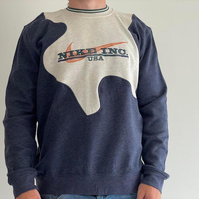 Nike Men's Sweatshirt - Navy/Cream - L on Productcaster.