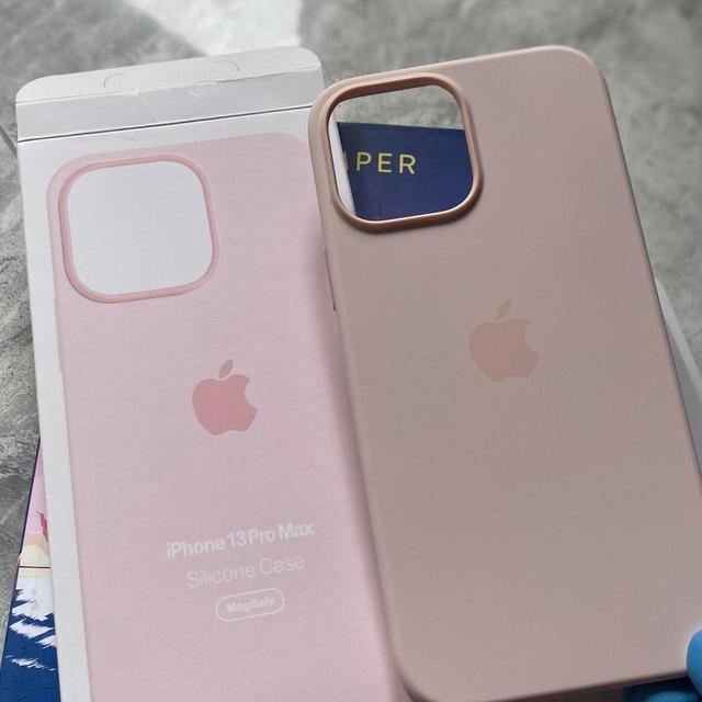 Apple Phone case - Pink on Productcaster.