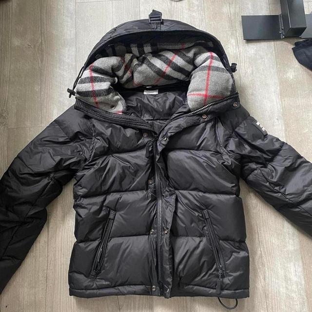 Burberry Men's Puffer Jacket - Black - S on Productcaster.