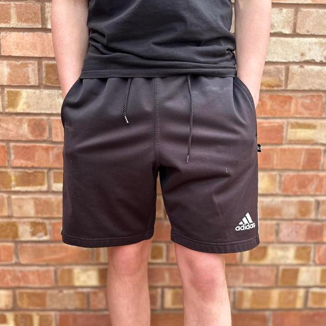 Adidas Men's Shorts - White - 34" on Productcaster.