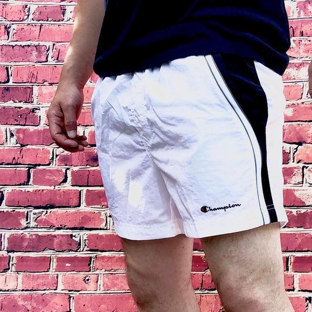 Champion Men's Shorts - White - XL on Productcaster.