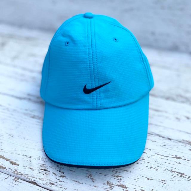 Nike Men's Caps - Blue on Productcaster.