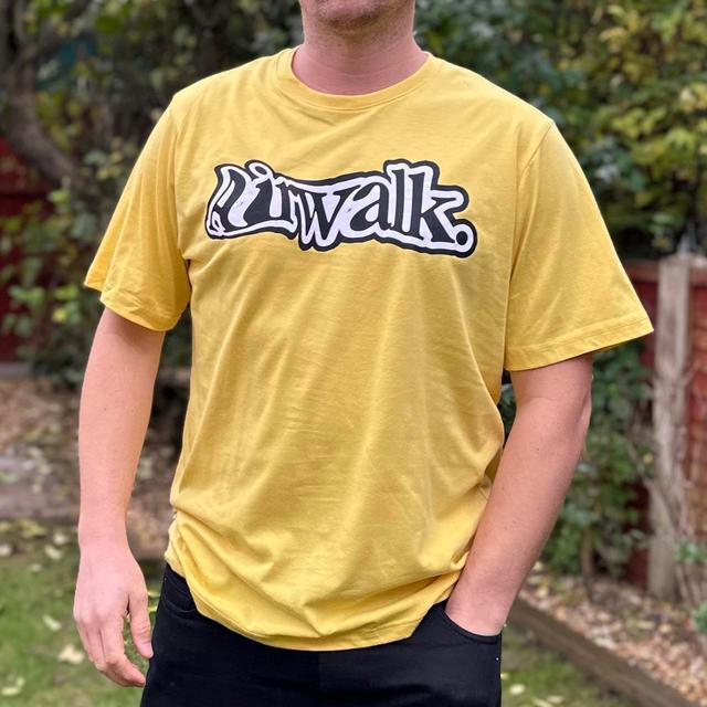 Airwalk Men's T-shirt - Yellow/Black - XXL on Productcaster.