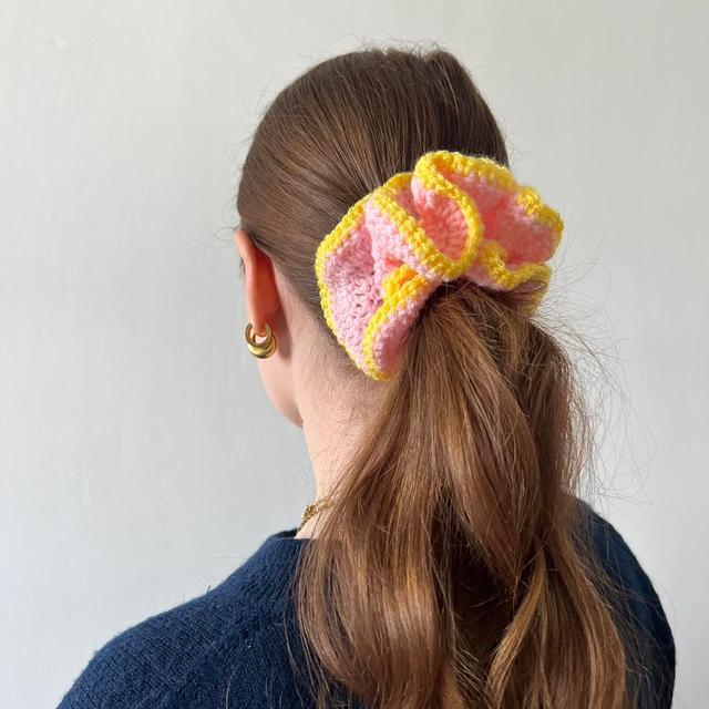 Women's Hair accessory - Pink on Productcaster.