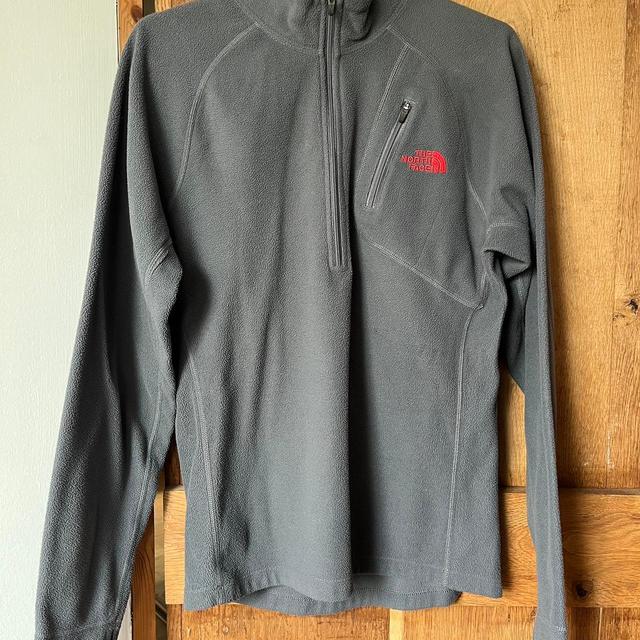 The North Face Men's Jumper - Grey - XS on Productcaster.