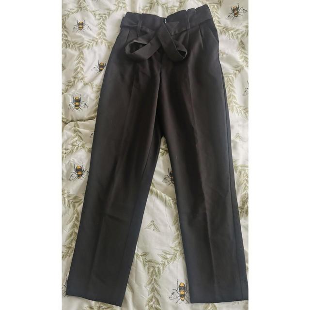 H&M Women's High waisted Trousers - Black - UK 6 on Productcaster.