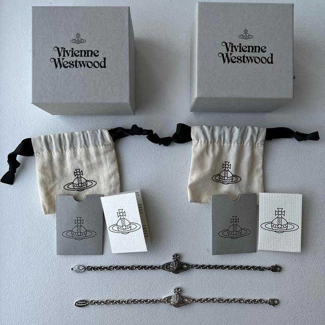 Vivienne Westwood Women's Bracelet - Silver/Grey on Productcaster.