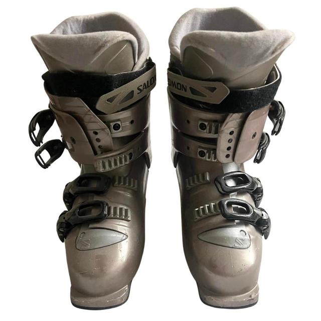 Salomon Women's Mid calf Boots - Black/Silver - UK 4.5 on Productcaster.